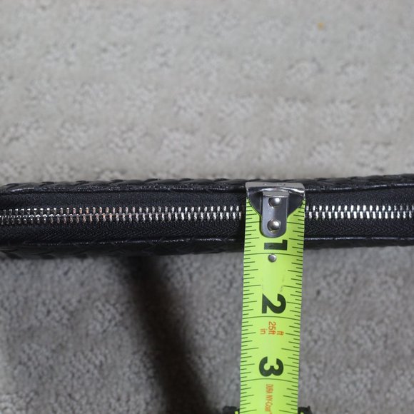 Adrienne Vittadini Black Leather Woven Clutch Wristlet - Picture 8 of 8